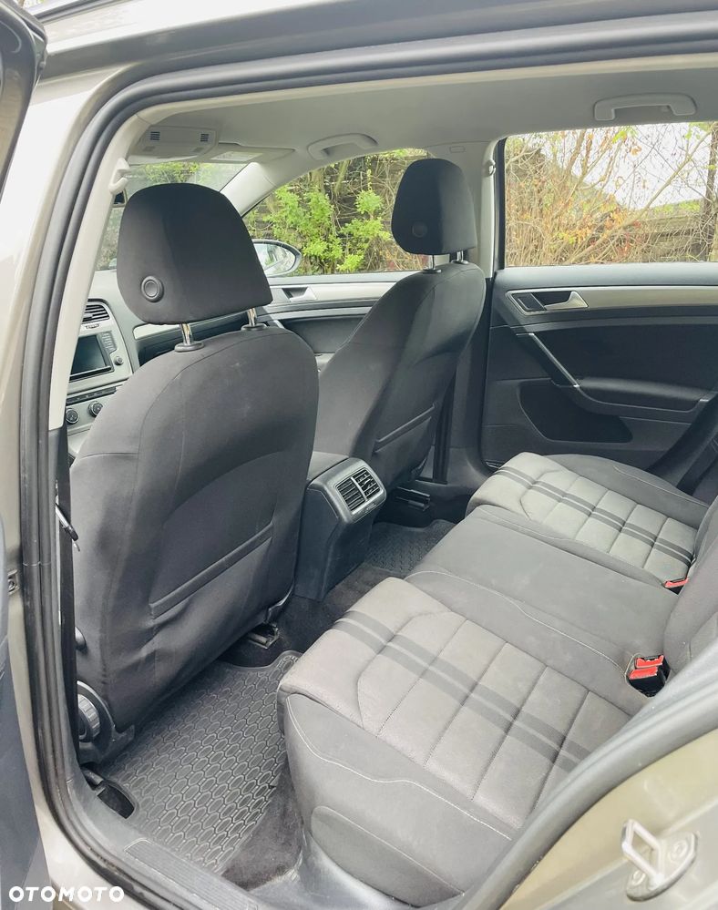 Volkswagen Golf 1.4 TSI BMT Comfortline - 12