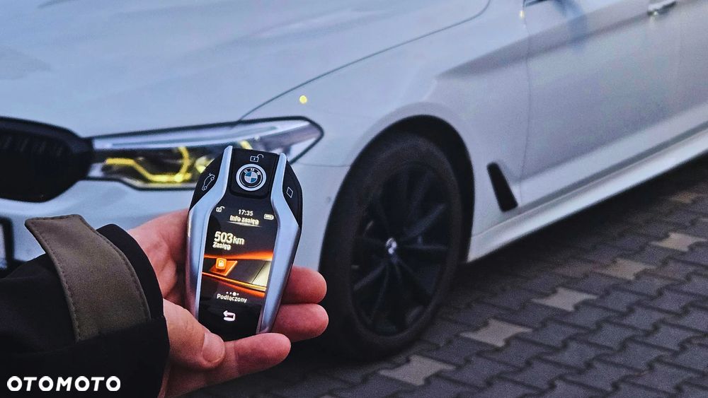 BMW Seria 5 520d xDrive M Sport Edition - 6