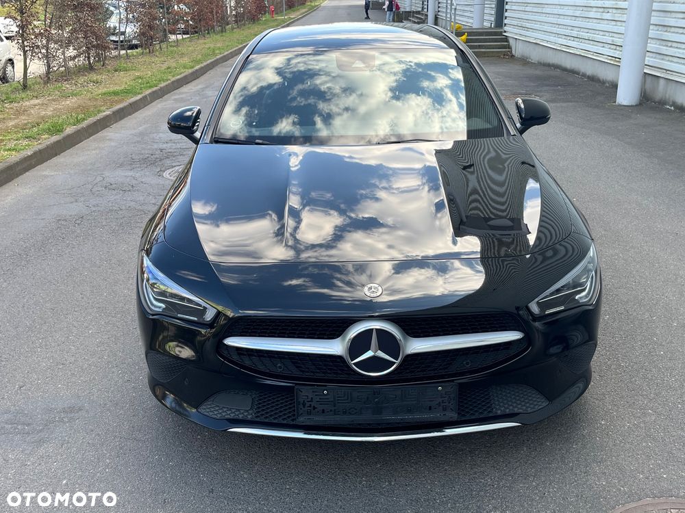 Mercedes-Benz CLA 220 d 8G-DCT - 3