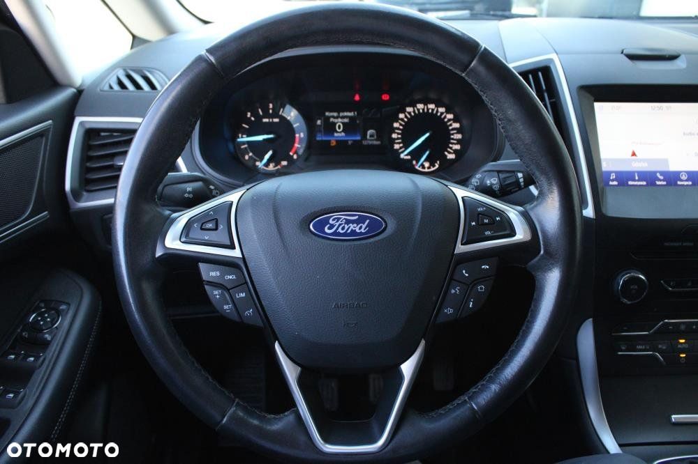 Ford S-Max - 13