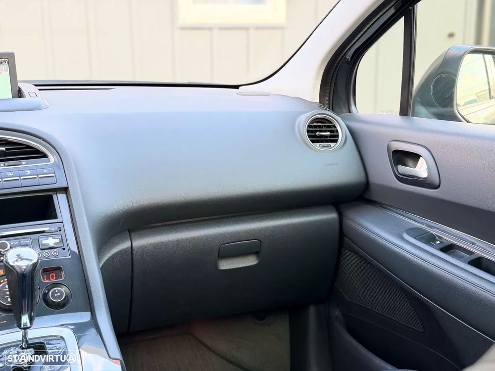 Peugeot 5008 — fotografia 10