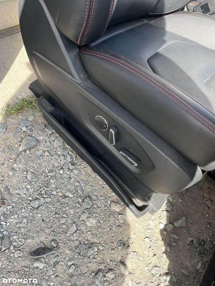 Fotele komplet Ford S-MAX II LIFT ST - 10