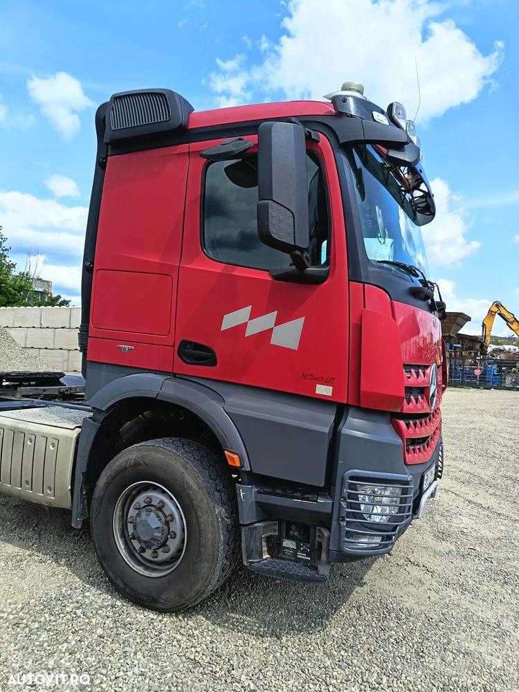 Mercedes-Benz AROCS - 8