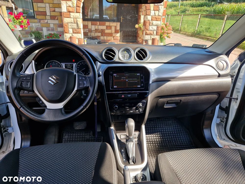 Suzuki Vitara 1.6 Premium 4WD - 16