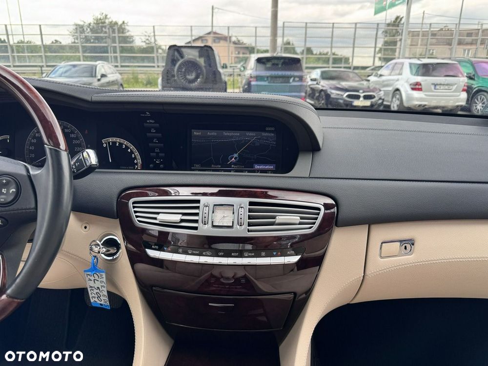 Mercedes-Benz CL 500 4Matic 7G-TRONIC - 24