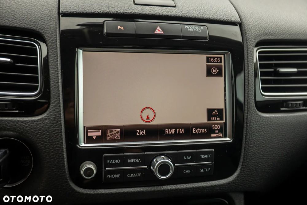 Volkswagen Touareg 3.0 V6 TDI Blue Motion DPF Automatik - 27