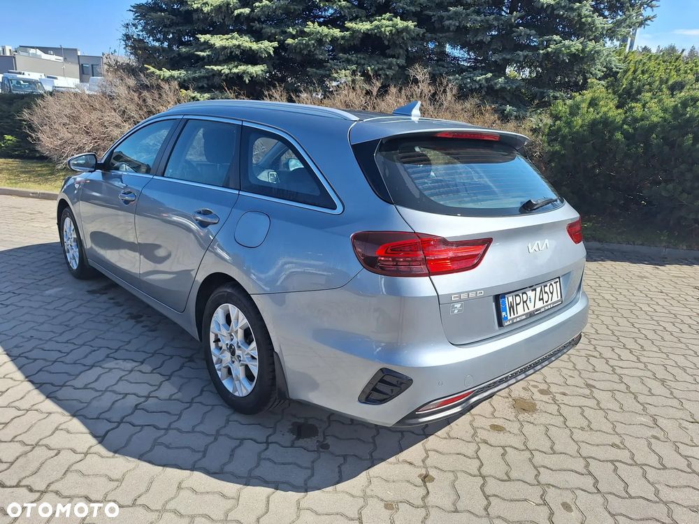 Kia Ceed 1.5 T-GDI M - 4