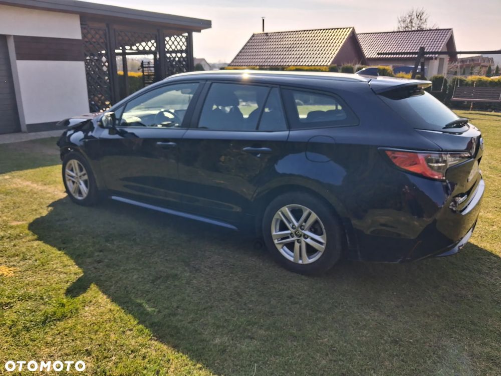 Toyota Corolla 1.8 Hybrid Comfort - 28