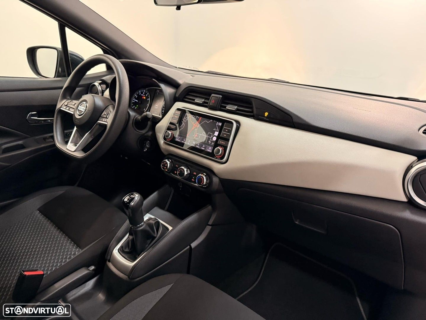 Nissan Micra 1.0 IG-T Acenta - 11