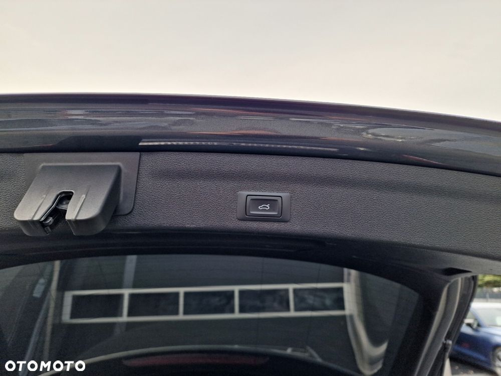 Audi A6 Avant 40 TDI S tronic S line - 27