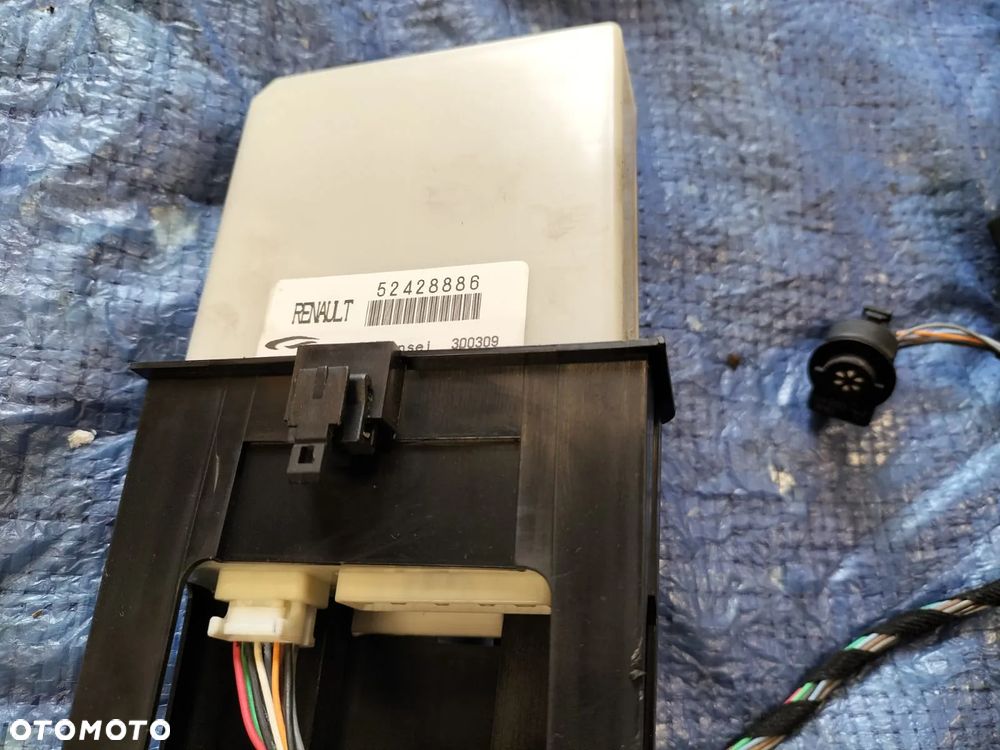 SILNICZEK SILNICZKI MODUŁ CZUJNIK TEMPERATURY STEROWNIK NAGRZEWNICY KOMPLET 52428886 52410663 52410555 52410557 52410598 52410600 52410652 52419414 RENAULT LAGUNA III 3 COUPE GT - 2