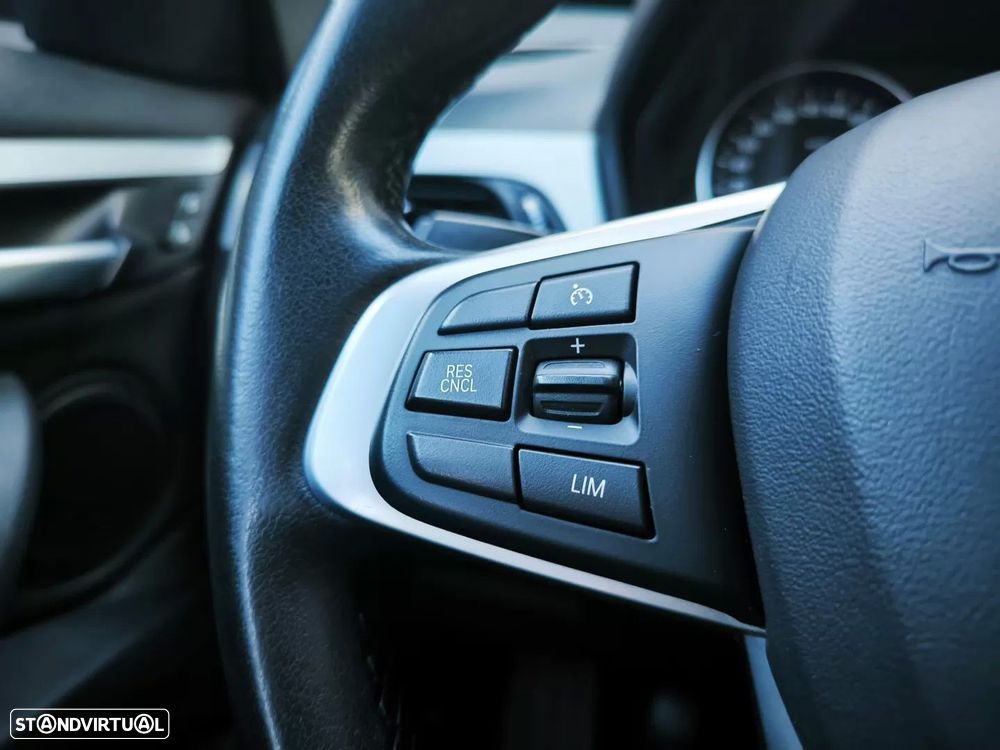 BMW X1 16 d sDrive xLine - 41