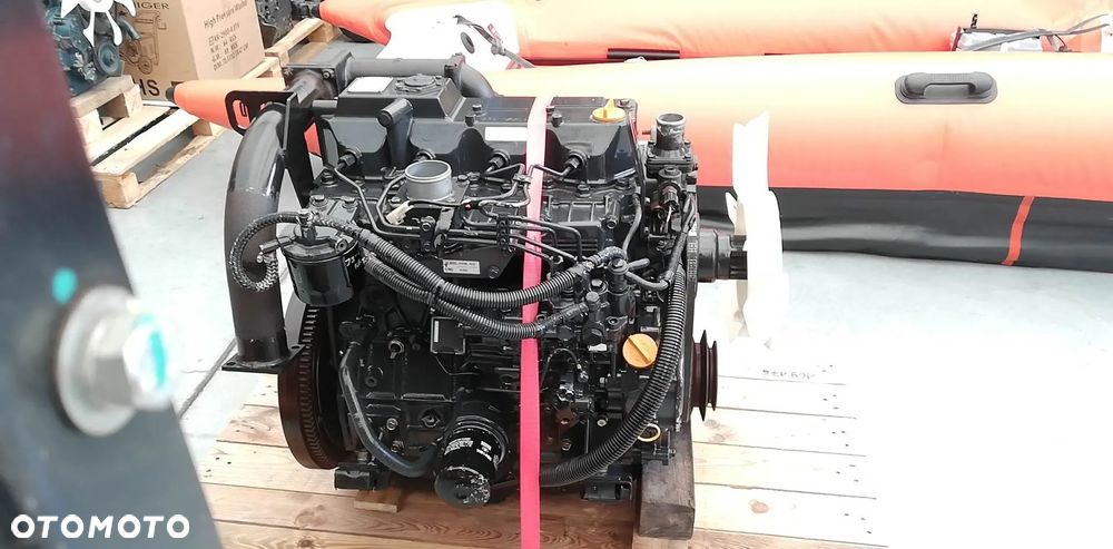 SILNIK YANMAR 4TNV98 44.9 kW 15 366 zł netto - 6