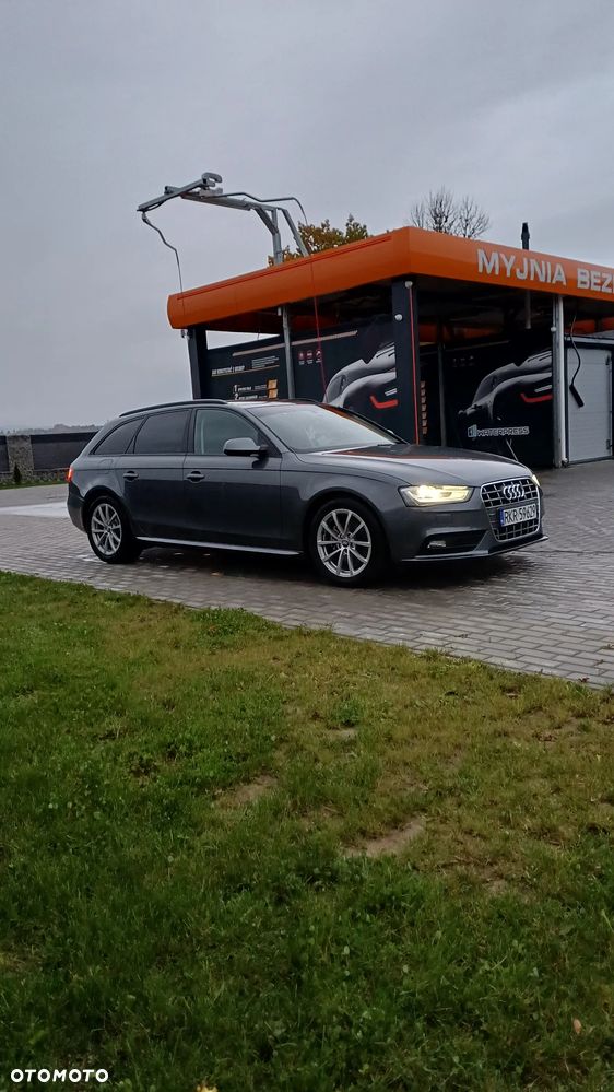 Audi A4 - 5