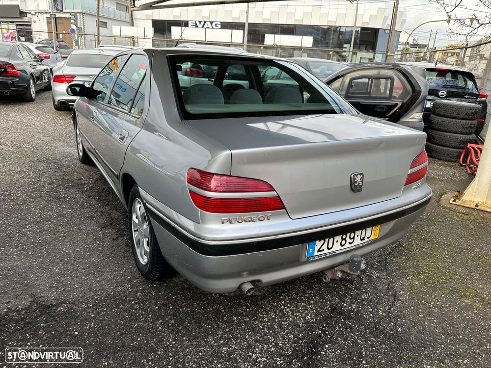 Peugeot 406 1.8 Executive - 3