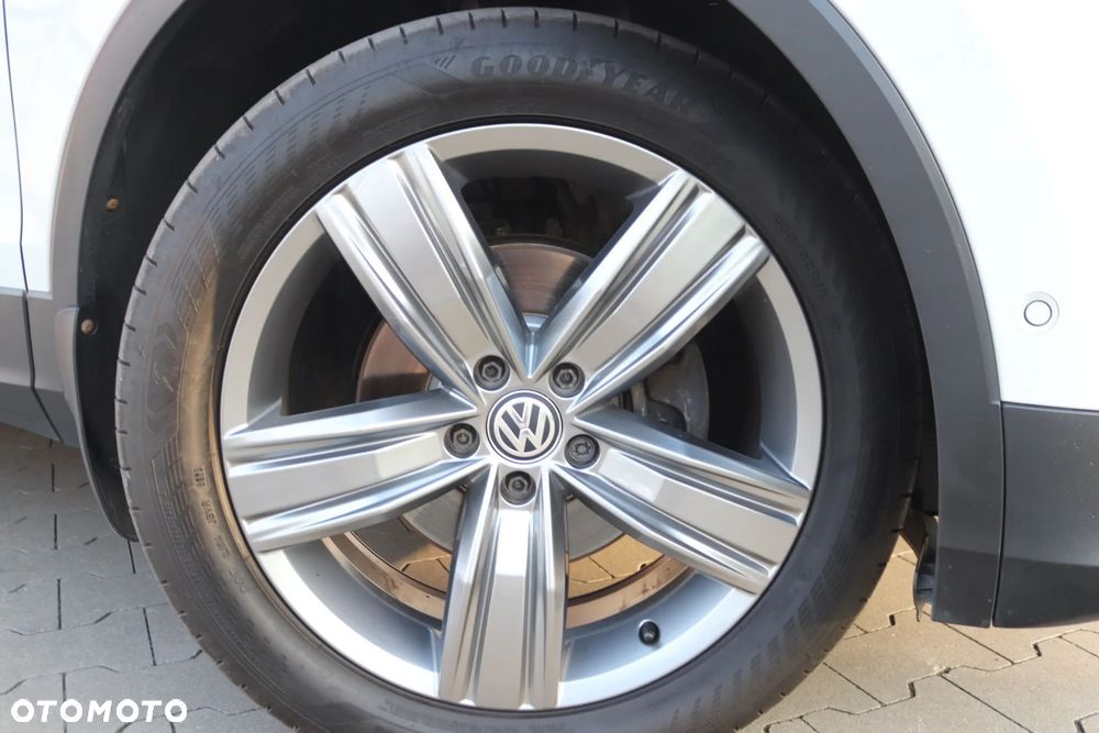 Volkswagen Tiguan - 40