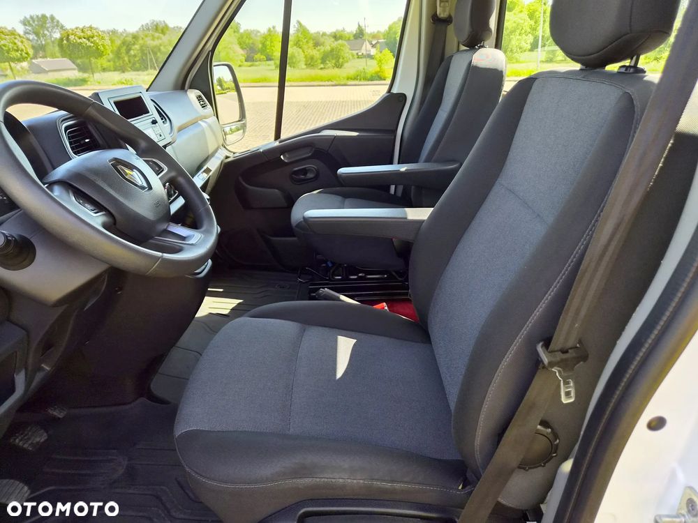 Renault Master - 32