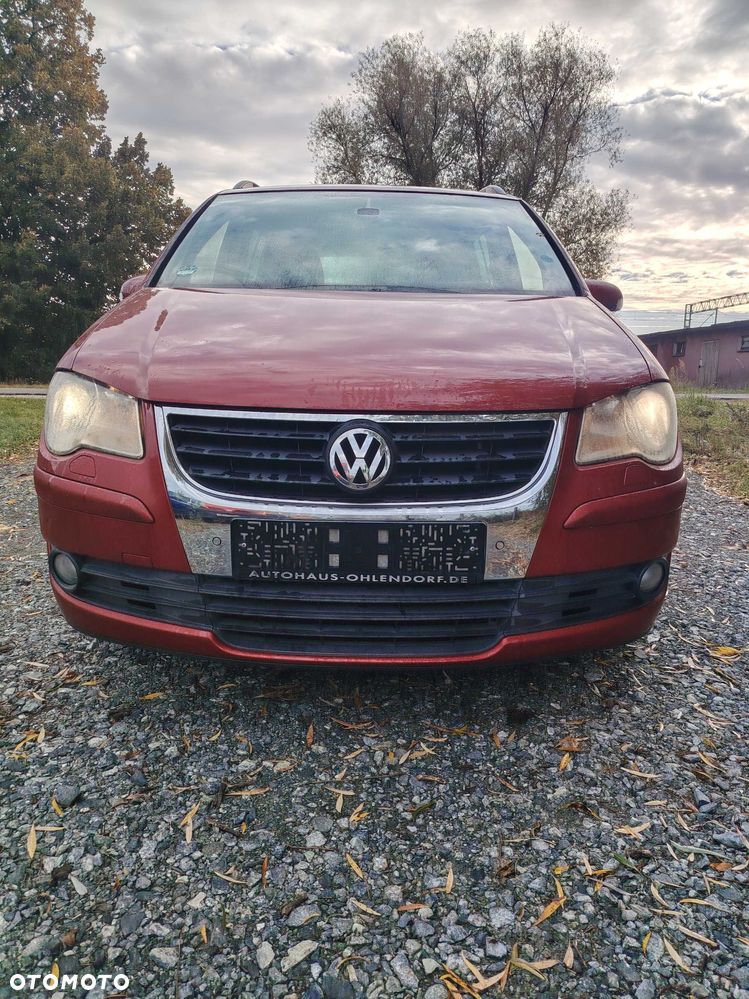 Volkswagen Touran - 2
