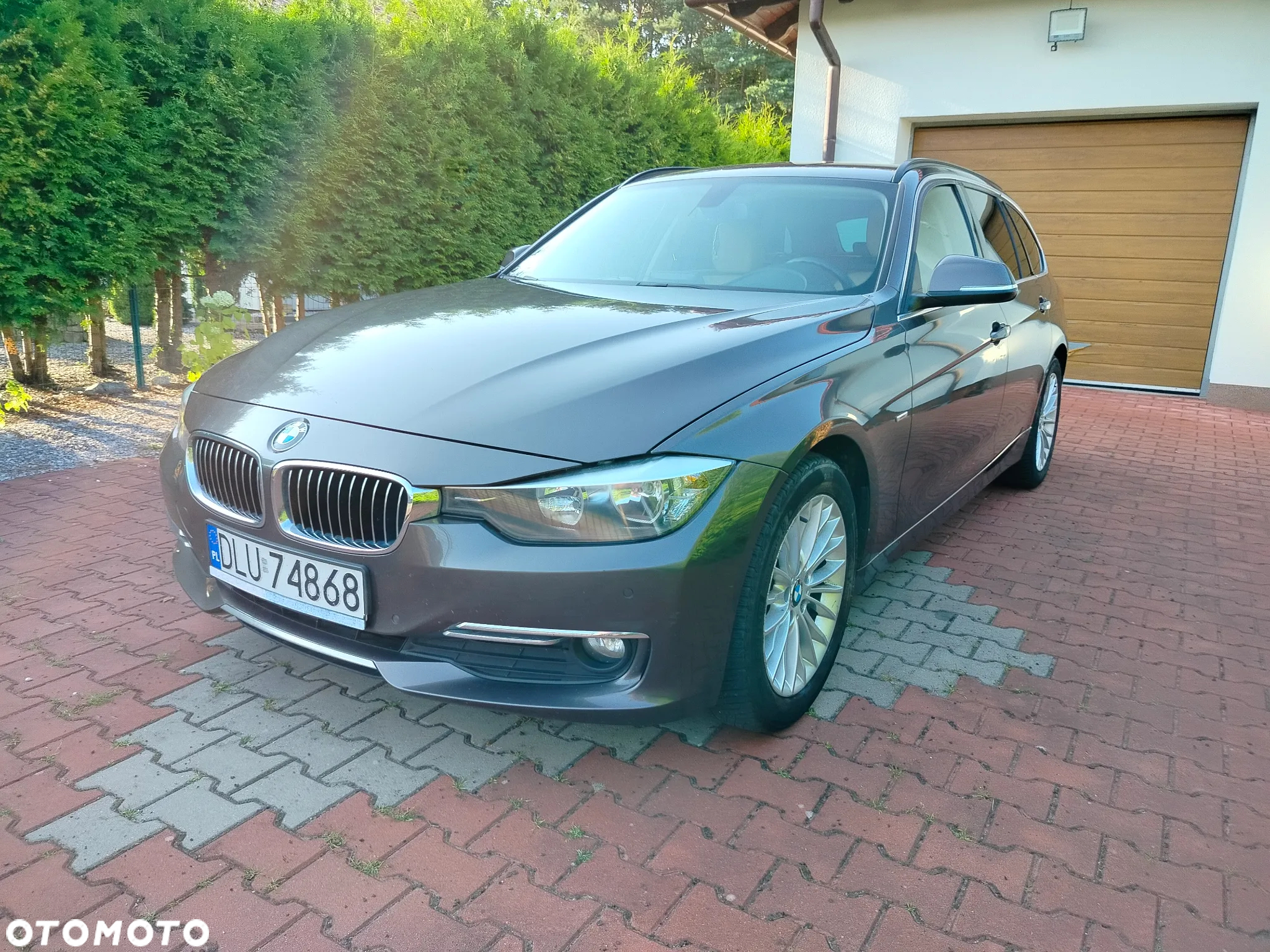 BMW Seria 3 318d Luxury Line - 2