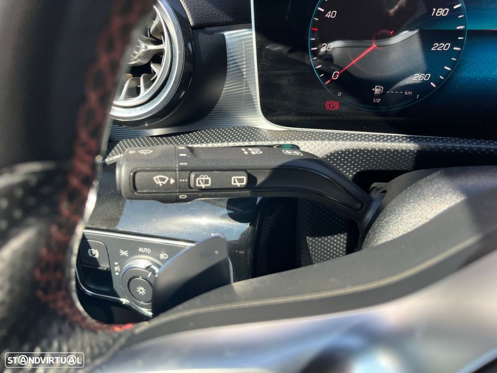 Mercedes-Benz A 180 d AMG Line Aut. - 21