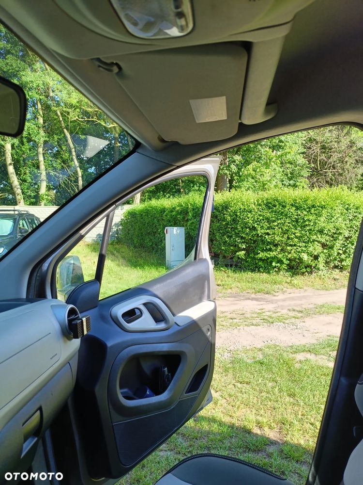 Peugeot Partner 1.6 e-HDi STT Active - 16