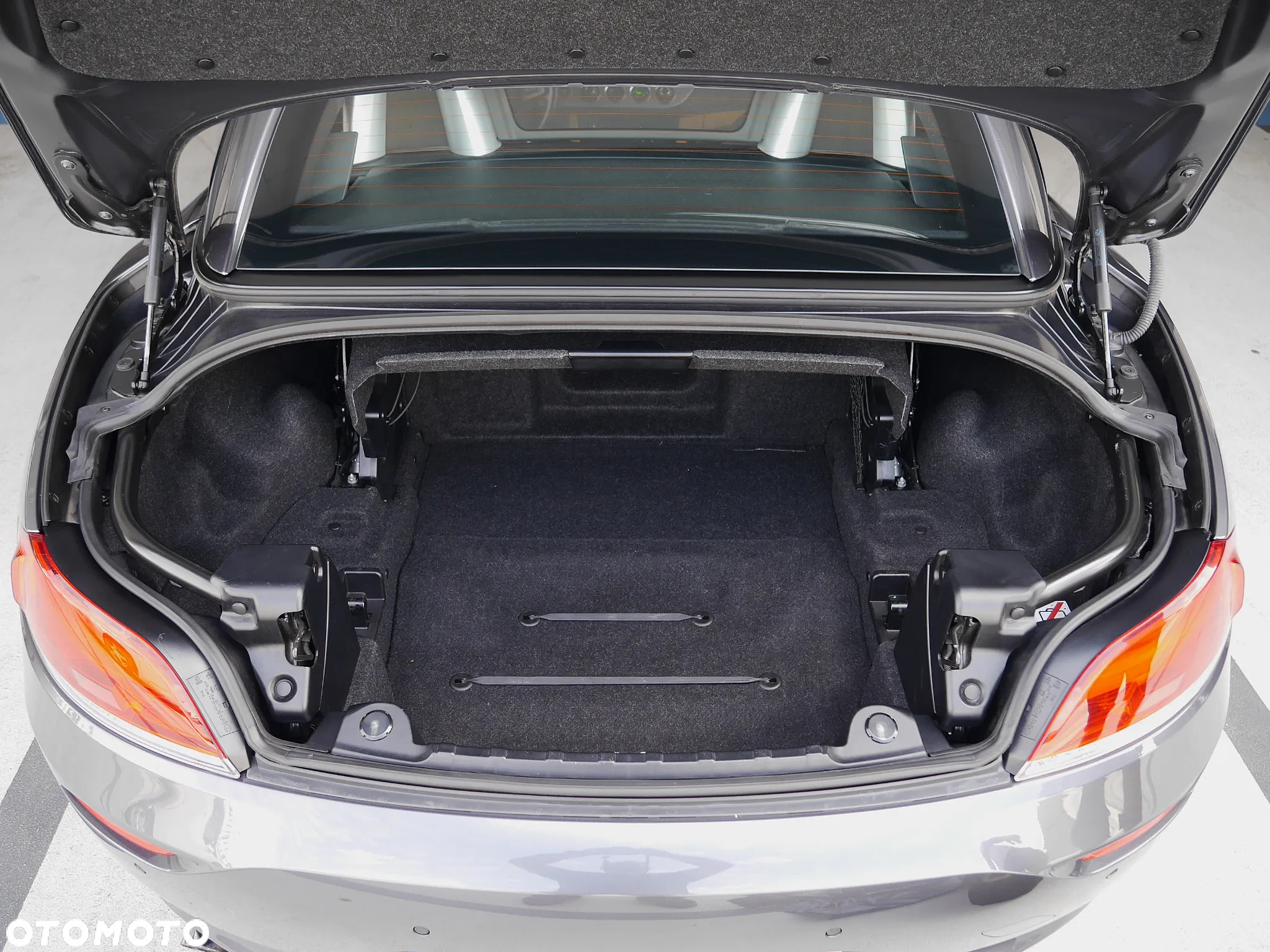 BMW Z4 sDrive20i - 26