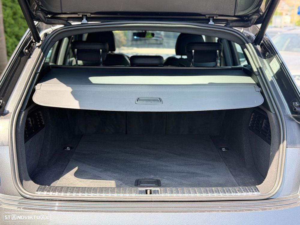 Audi e-tron 55 quattro S line - 38