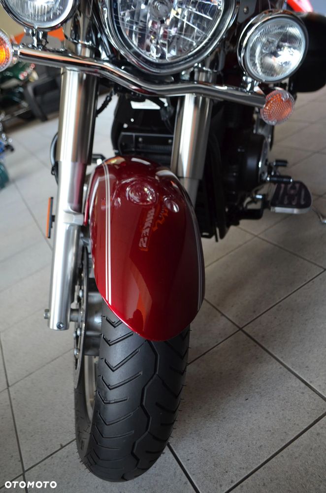 Yamaha XVS - 6