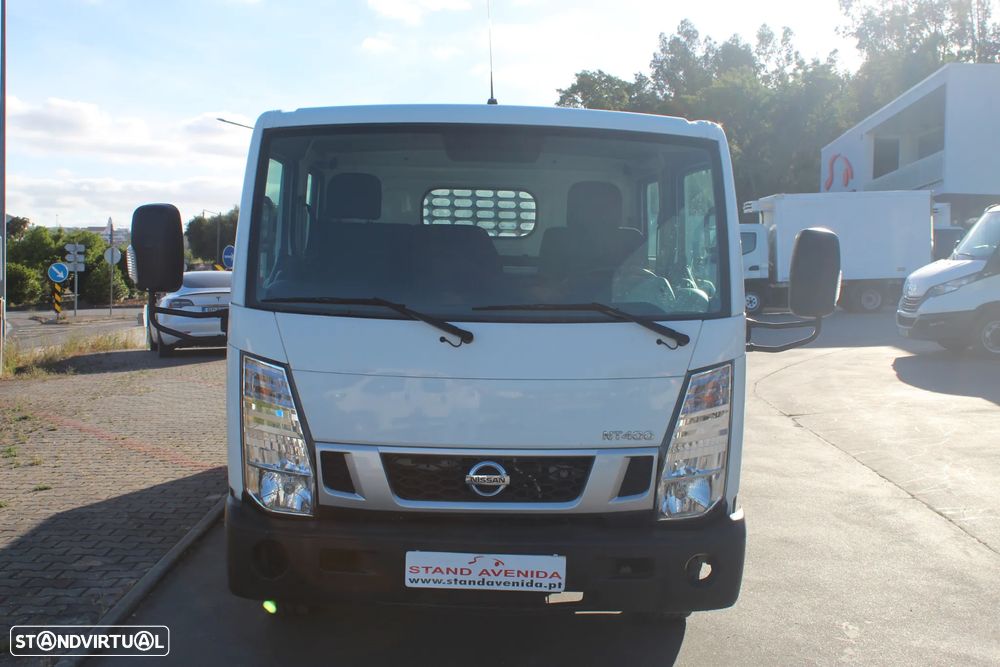 Nissan CABSTART NT 400 CAB/DUPLA // 3.000cc - 3