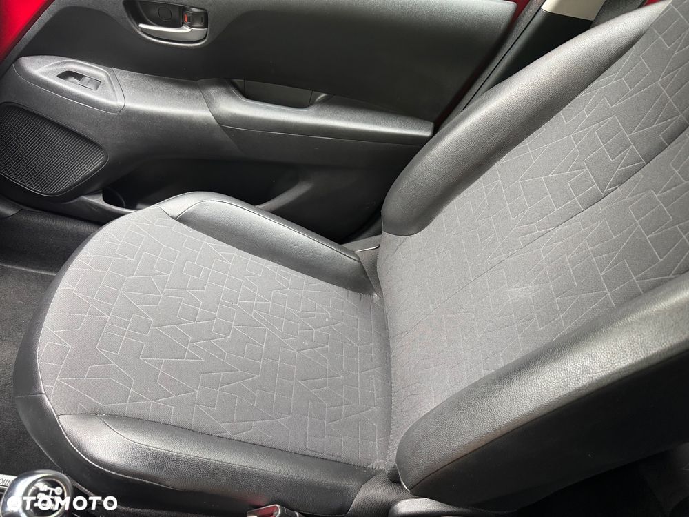 Toyota Aygo 1.0 VVT-i JBL Edition - 24