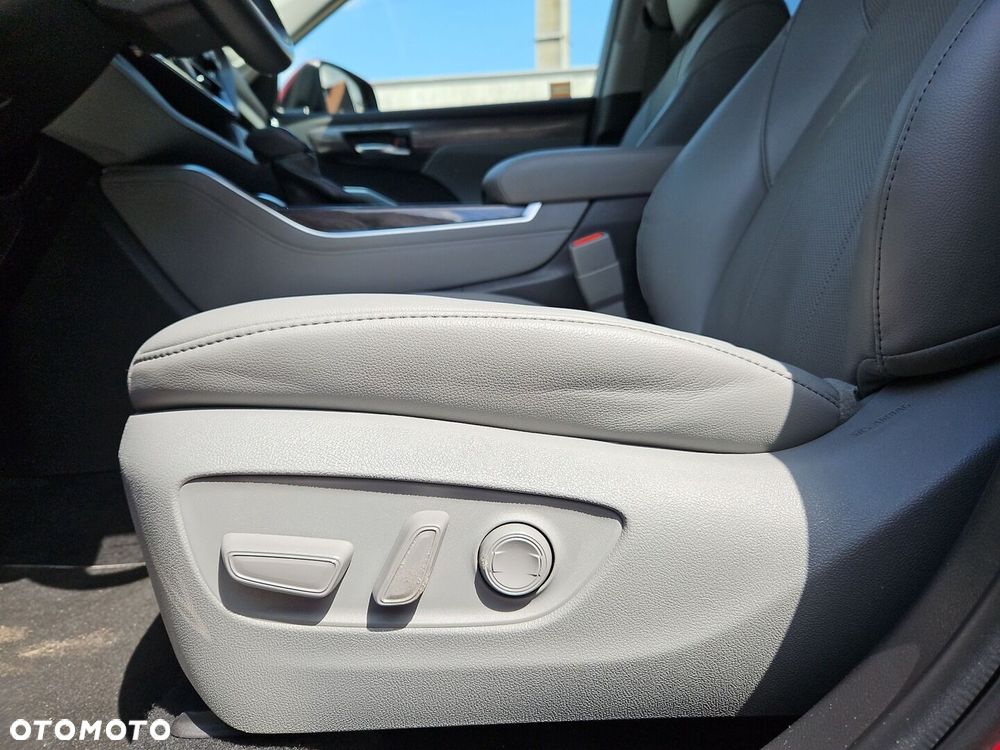 Toyota Highlander - 24