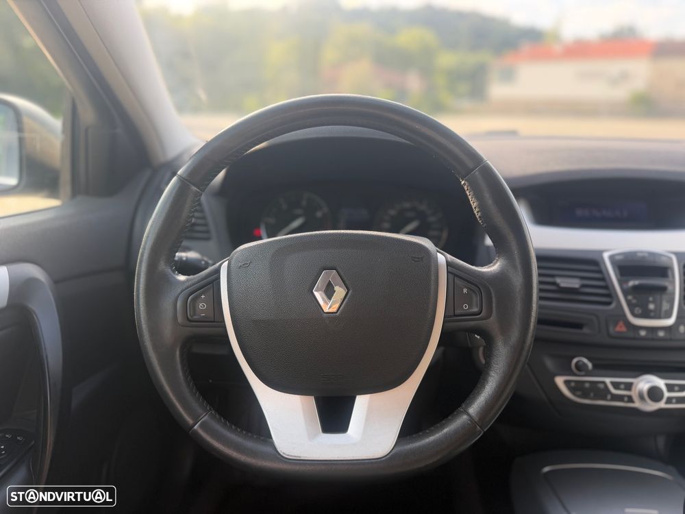 Renault Laguna 2.0 dCi Dynamique S - 13