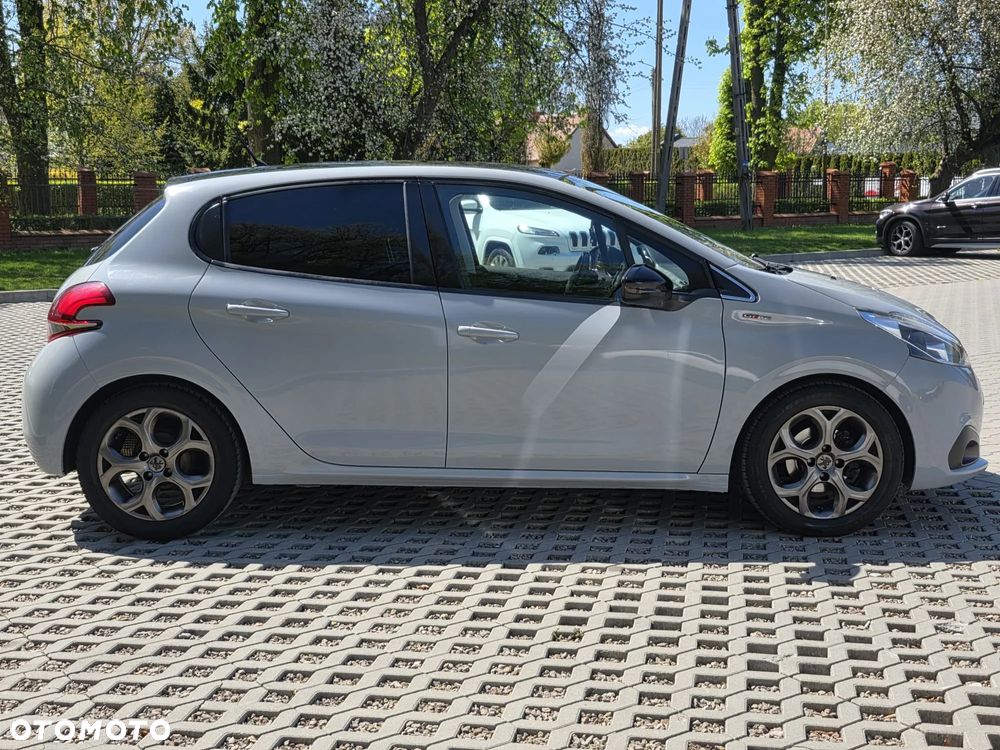 Peugeot 208 1.4 HDi Active - 3