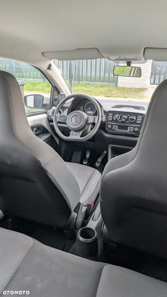 Volkswagen up! 1.0 move - 8
