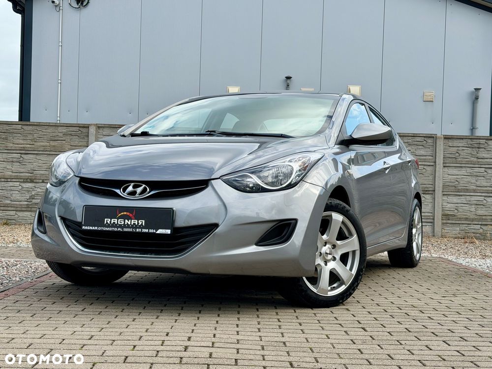 Hyundai Elantra 1.6 Style - 4