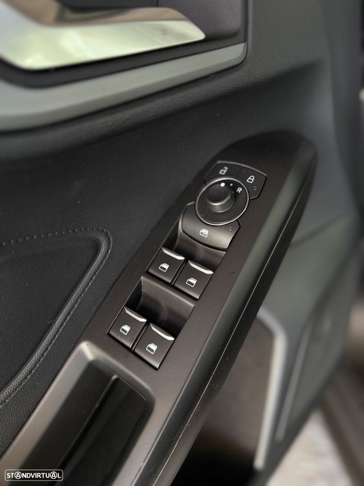 Ford Focus SW 1.0 EcoBoost S&S COOL&CONNECT - 31