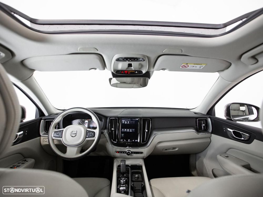 Volvo XC 60 2.0 T8 PHEV Momentum Plus AWD - 7