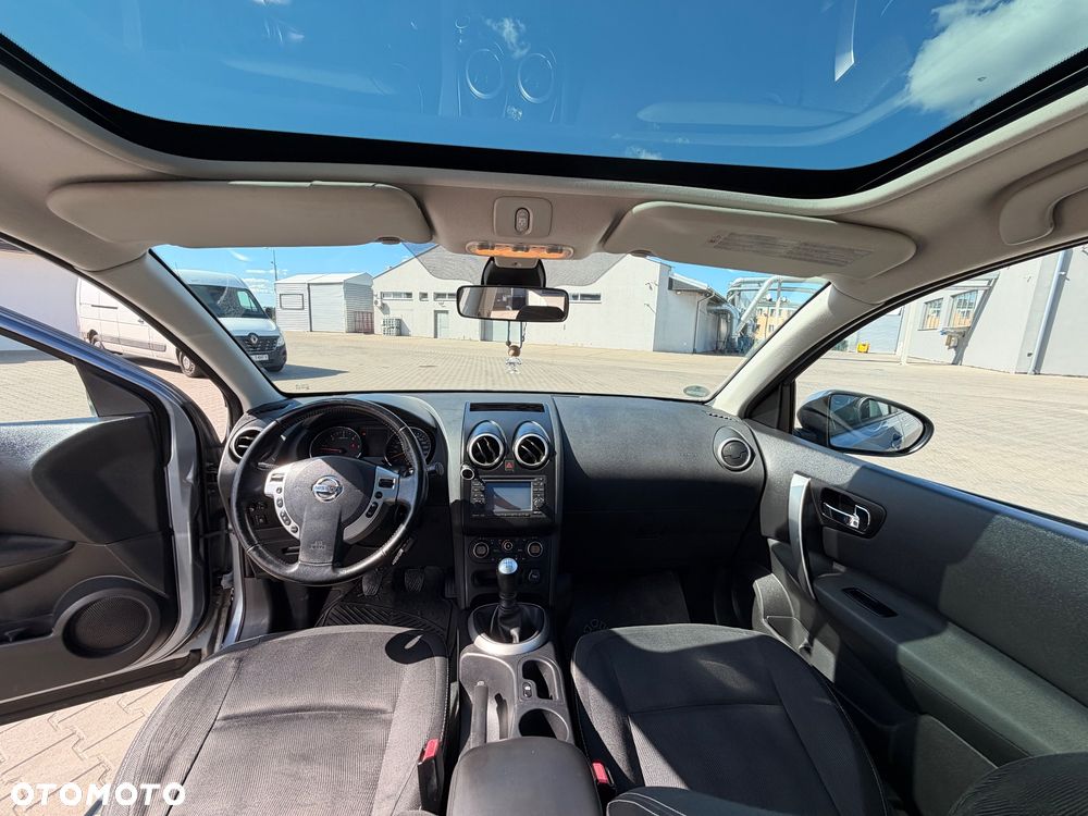 Nissan Qashqai+2 2.0 dCi DPF acenta - 9