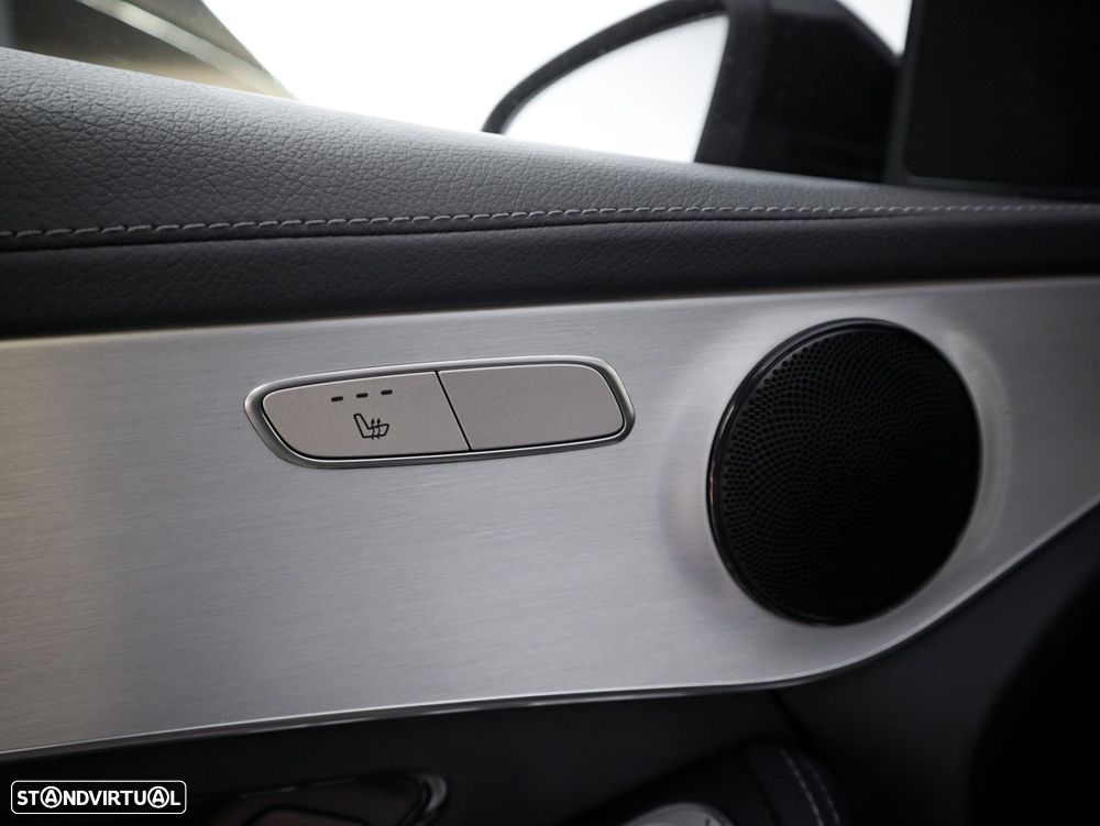 Mercedes-Benz GLC 300 de Coupe 4Matic 9G-TRONIC AMG Line - 23