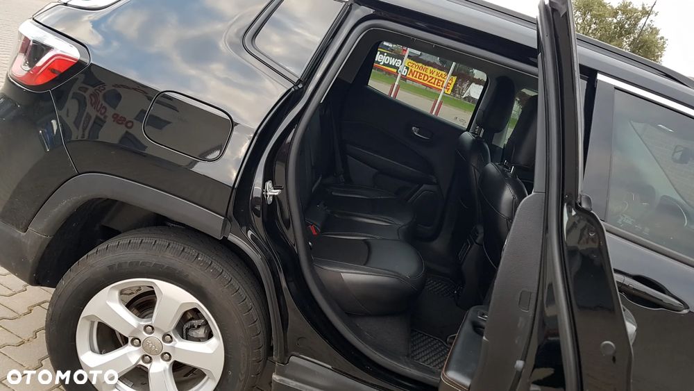 Jeep Compass - 11