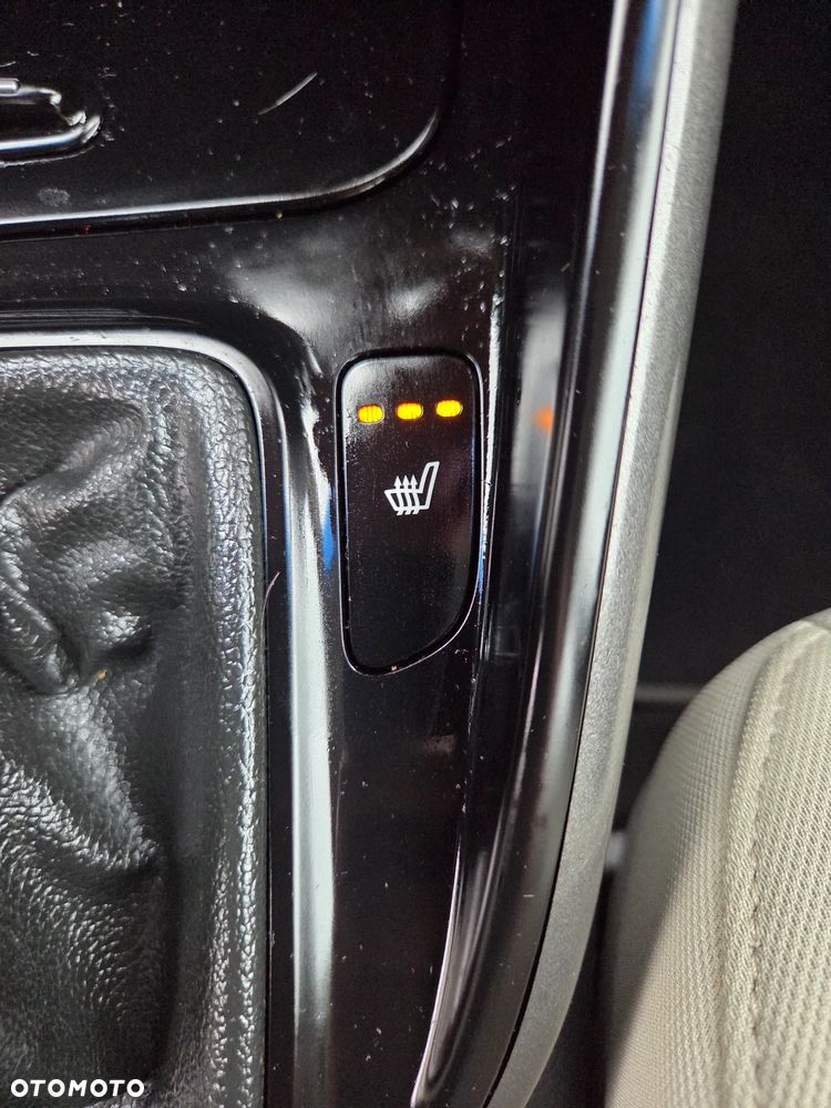 Kia Carens 1.6 GDI Edition 7 - 27