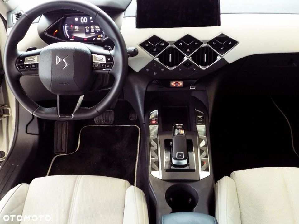 DS Automobiles DS 3 - 19