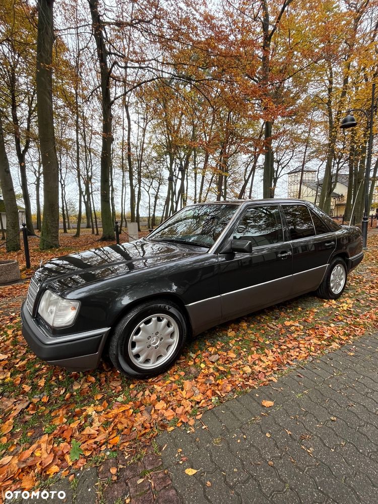 Mercedes-Benz W124 (1984-1993) - 2