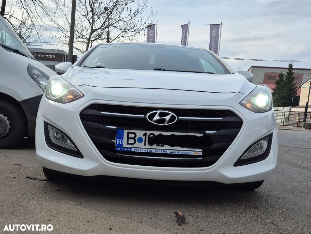 Hyundai i30 1.4 CRDi DPF 5DR Comfort - 2