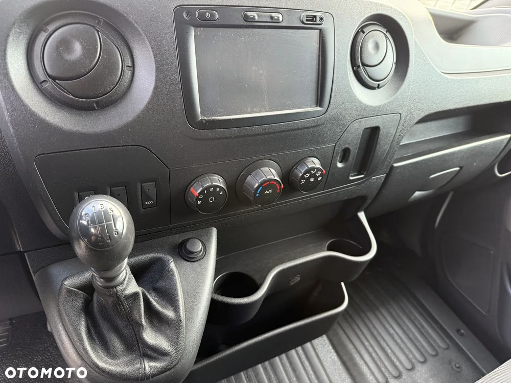 Renault Master Izoterma Winda - 23