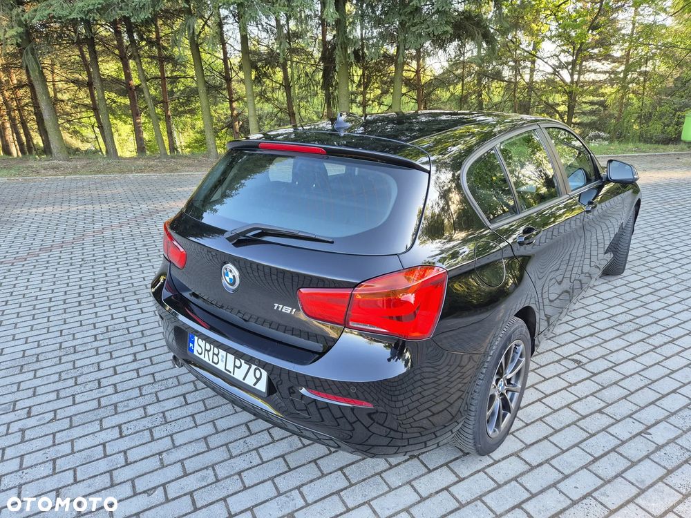 BMW Seria 1 116i - 6