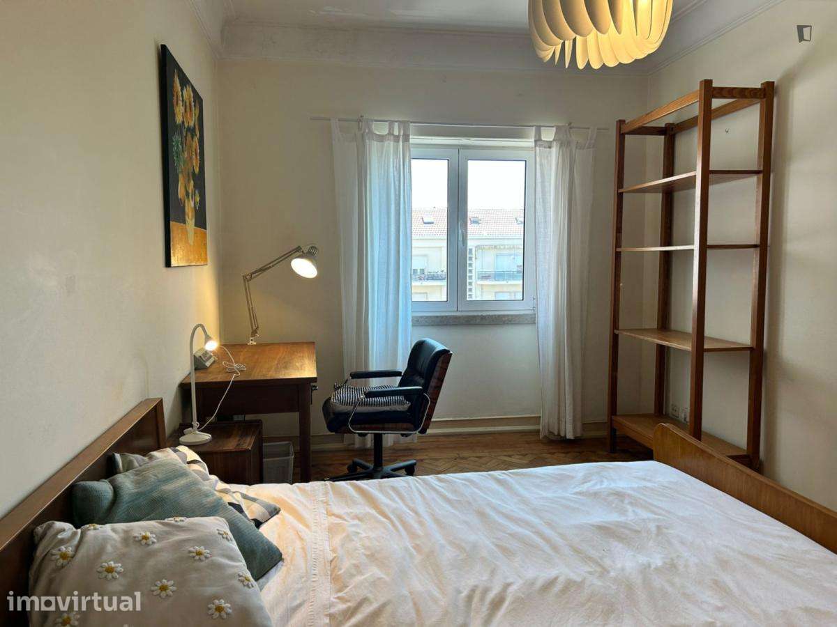 Quarto - localizado em Entrecampos Lisbon - Grande imagem: 2/10