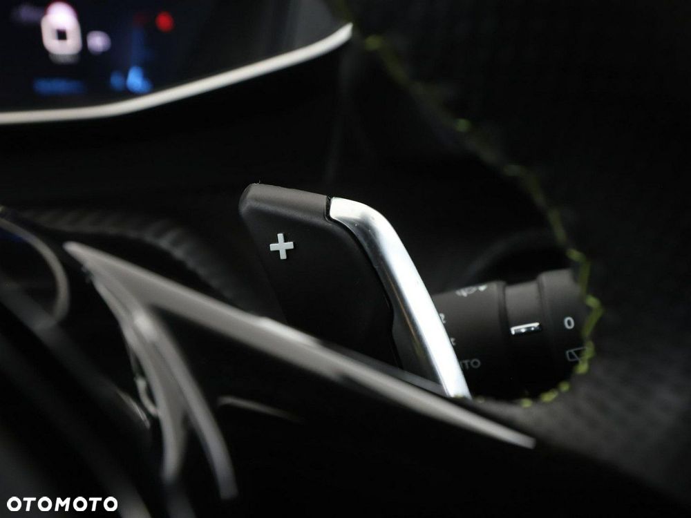 Peugeot 2008 1.2 PureTech GT Line S&S EAT8 - 32