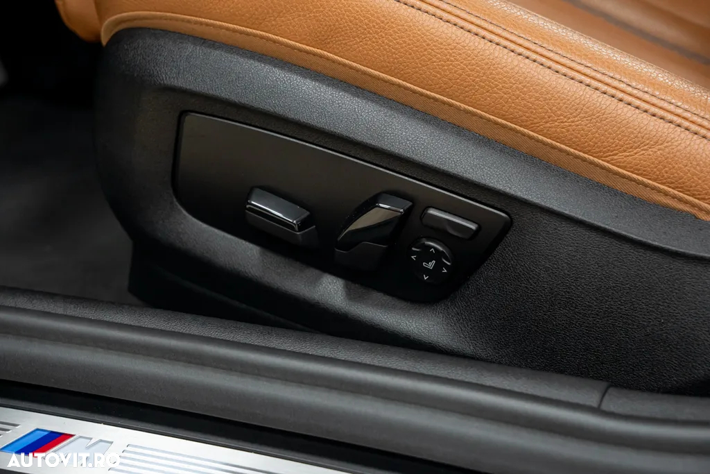 BMW Seria 5 530d xDrive AT - 24
