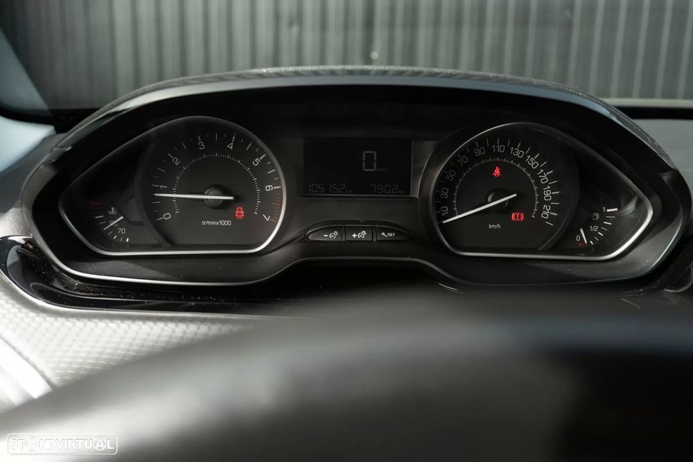 Peugeot 2008 1.2 Allure - 20